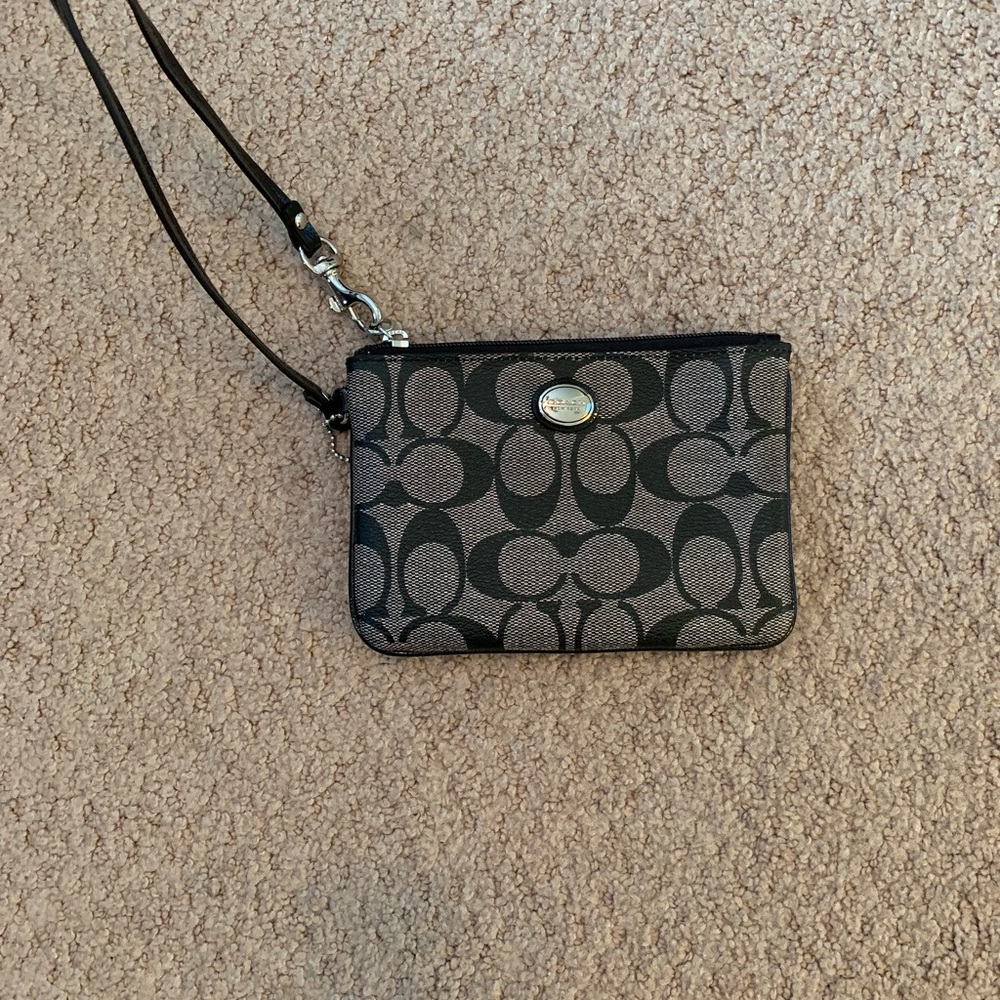 Small Coach Wristlet